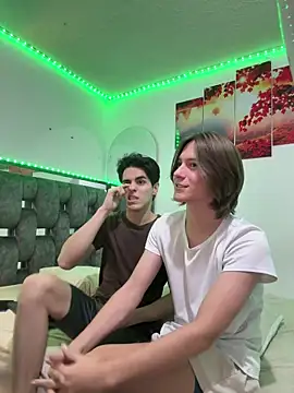 Alex and Fabian online show from 03-18-26, 04:15