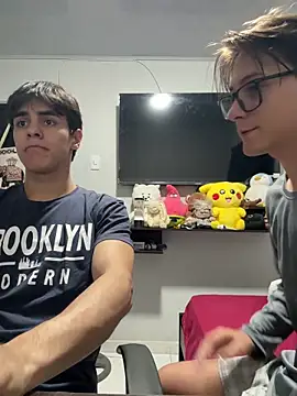 Alex and Fabian online show from 05-22-26, 03:35