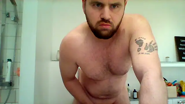 Snapshot of danishcock2 chatting on 03-19-25, 10:00 danishcock2 online show from 03-19-25, 10:00