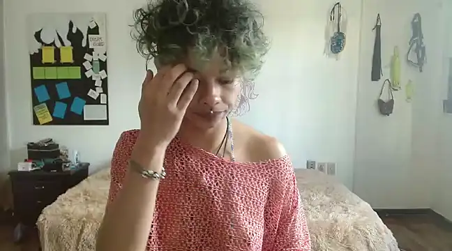 fenixmfx19 online show from 01-02-25, 06:12