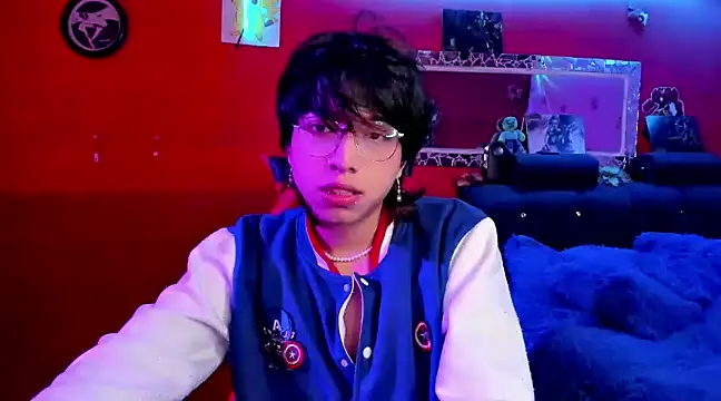 AnggelONfiree online show from 12-16-24, 08:20