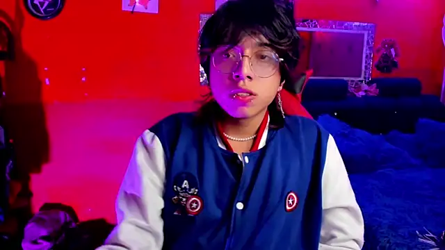 AnggelONfiree online show from 01-15-25, 04:25