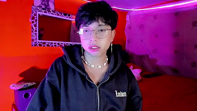 AnggelONfiree online show from 10-09-25, 04:21