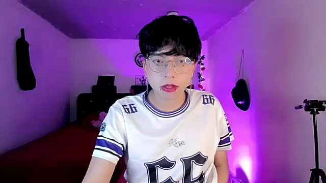 AnggelONfiree online show from 01-18-26, 04:05