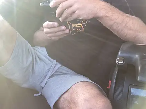 Zbochunec online show from 03-21-25, 04:07