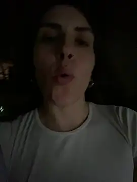 isadelasestrellas online show from 02-15-26, 09:00