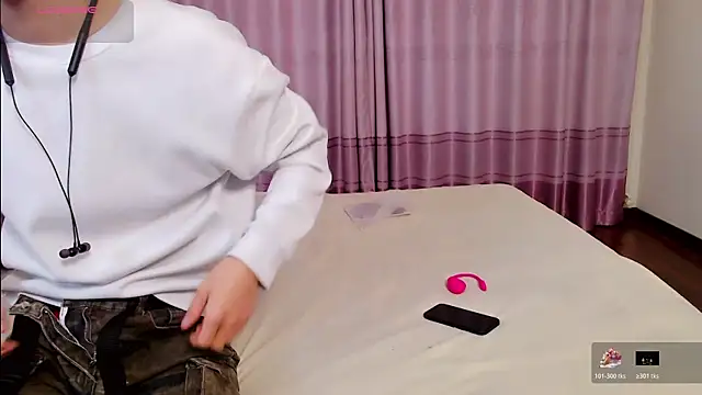 JIAJIA163 online show from 12-22-25, 04:15