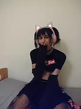 egirl711 online show from 12-13-25, 08:58