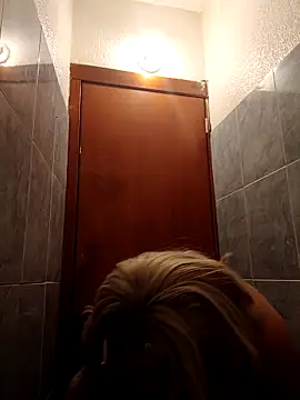 madelaine- online show from 02-28-25, 11:56