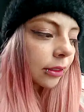 madelaine- online show from 03-17-25, 06:53