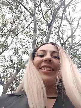 madelaine- online show from 09-15-25, 10:32