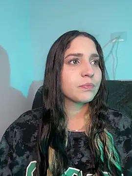 valentina jonnes1 online show from 04-12-26, 04:50