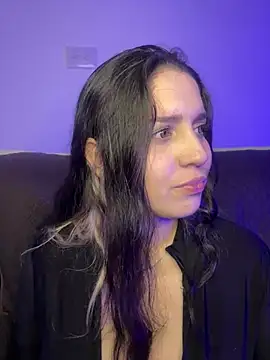 valentina jonnes1 online show from 04-26-26, 03:37