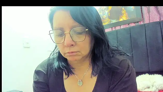 Evaaross 2345 online show from 11-08-25, 02:28