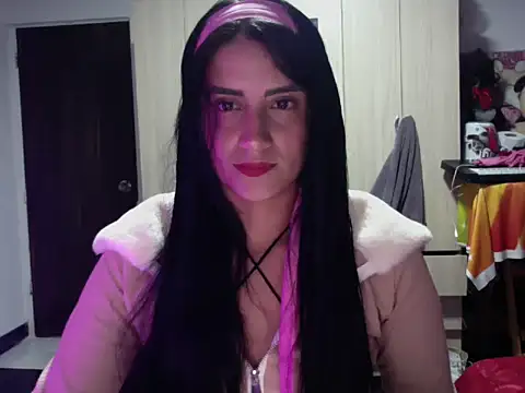 Snapshot of BulmaStar chatting on 06-11-26, 12:32 BulmaStar online show from 06-11-26, 12:32