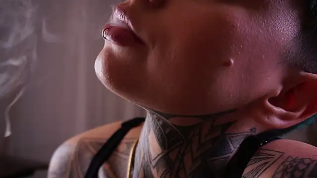 AliceShazaham  online show from 01-26-25, 09:40