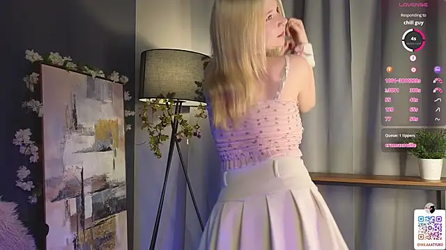 Snapshot of DaisyElmers chatting on 02-01-25, 04:14 DaisyElmers online show from 02-01-25, 04:14