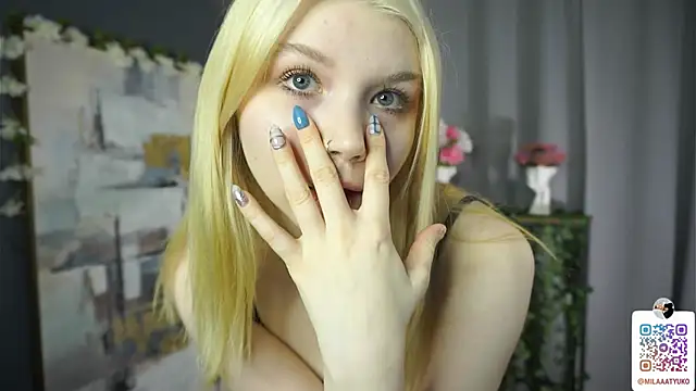 Snapshot of DaisyElmers chatting on 02-21-25, 03:23 DaisyElmers online show from 02-21-25, 03:23