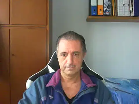 Snapshot of lliuk70mi chatting on 02-08-25, 01:54 lliuk70mi online show from 02-08-25, 01:54