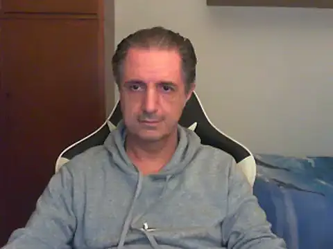 Snapshot of lliuk70mi chatting on 02-22-25, 04:19 lliuk70mi online show from 02-22-25, 04:19