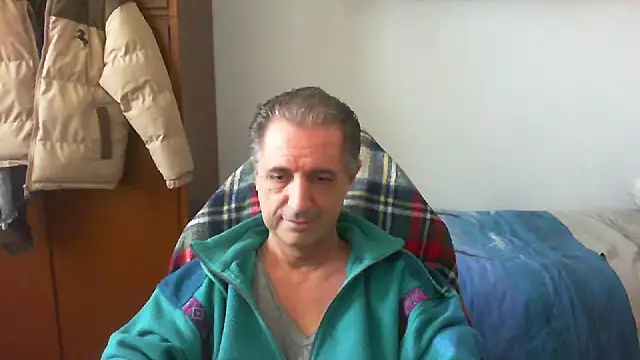 lliuk70mi online show from 04-03-26, 01:42