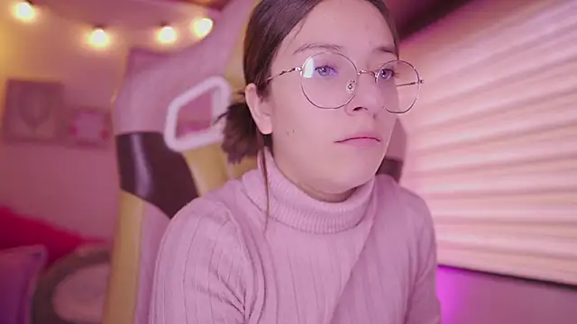 milly kenner online show from 02-06-26, 05:49