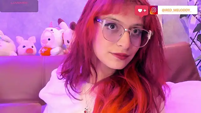 Snapshot of RedMeloddy chatting on 02-11-26, 04:39 RedMeloddy online show from 02-11-26, 04:39