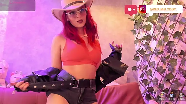 Snapshot of RedMeloddy chatting on 02-13-26, 09:22 RedMeloddy online show from 02-13-26, 09:22