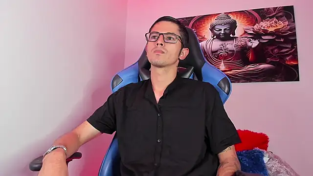 Snapshot of Ethan_Sai___ chatting on 02-25-25, 05:58 Ethan Sai online show from 02-25-25, 05:58