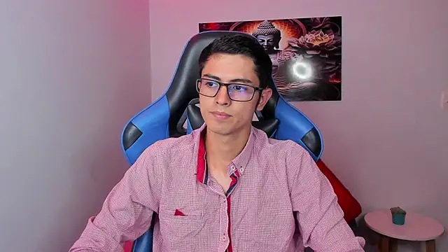 Snapshot of Ethan_Sai___ chatting on 02-26-25, 10:31 Ethan Sai online show from 02-26-25, 10:31