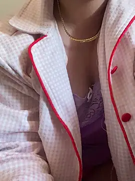 Snapshot of Maha_Ms chatting on 02-11-25, 06:01 Maha Ms online show from 02-11-25, 06:01