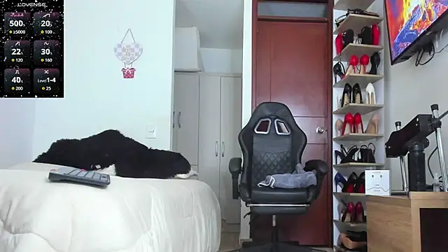 SophieBaker   online show from 02-24-26, 01:47