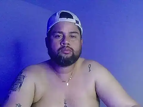 Snapshot of GABRIELGARCIA1313 chatting on 06-28-26, 12:16 GABRIELGARCIA1313 online show from 06-28-26, 12:16