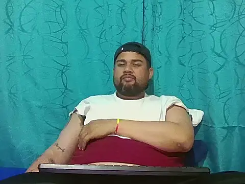 Snapshot of GABRIELGARCIA1313 chatting on 07-15-26, 02:17 GABRIELGARCIA1313 online show from 07-15-26, 02:17