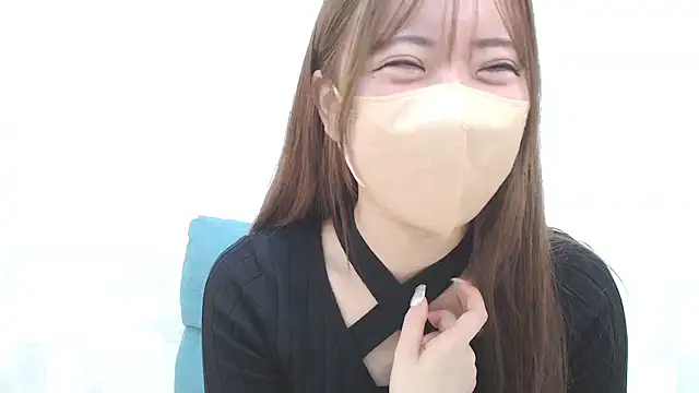 LOVE MOMO LOVE online show from 12-14-24, 11:50