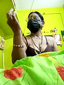 Snapshot of Tamil_yamuna_hindi chatting on 01-13-25, 04:28 Tamil yamuna hindi online show from 01-13-25, 04:28