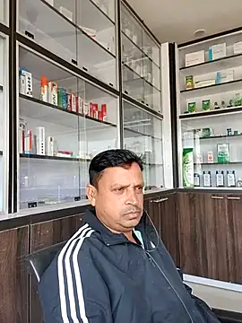 Raj1043 online show from 11-27-25, 04:58