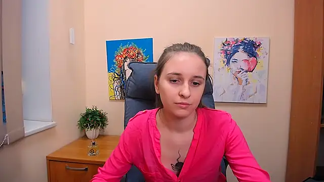 Snapshot of _Nicole_new chatting on 02-26-25, 12:47 Nicole new online show from 02-26-25, 12:47