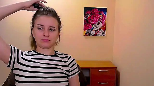 Snapshot of _Nicole_new chatting on 03-11-25, 01:12 Nicole new online show from 03-11-25, 01:12