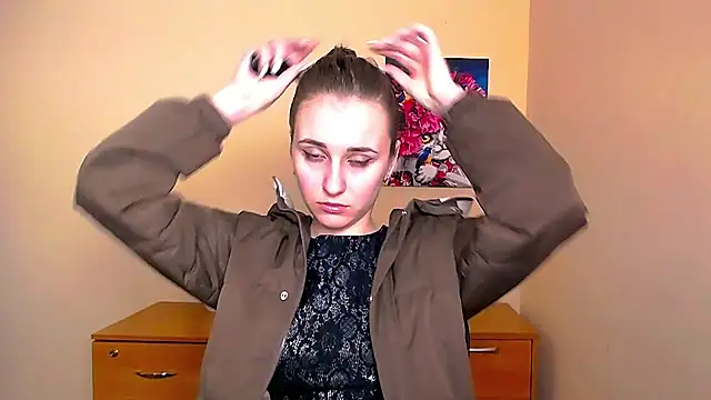 Snapshot of _Nicole_new chatting on 03-15-25, 01:40 Nicole new online show from 03-15-25, 01:40