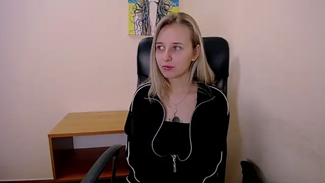 Snapshot of _Nicole_new chatting on 09-20-25, 08:48 Nicole new online show from 09-20-25, 08:48