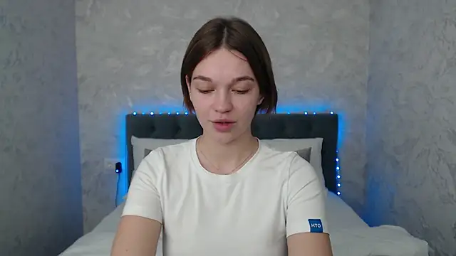 Snapshot of DanaLoved chatting on 03-12-25, 08:08 DanaLoved online show from 03-12-25, 08:08