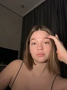 Snapshot of DanaLoved chatting on 12-14-25, 07:51 DanaLoved online show from 12-14-25, 07:51