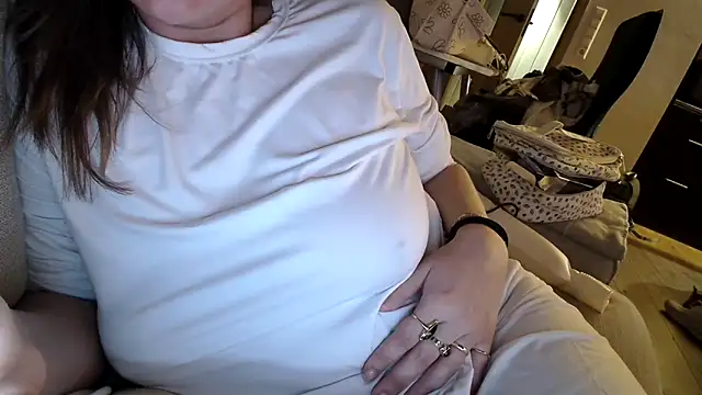 Nina24 online show from 03-09-25, 09:14