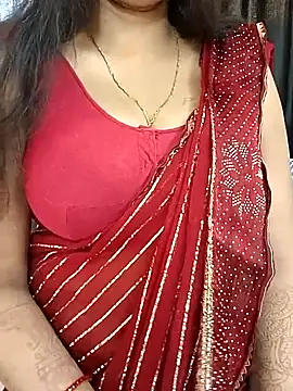 Snapshot of kaamuk_shweta chatting on 03-02-25, 04:17 kaamuk shweta online show from 03-02-25, 04:17