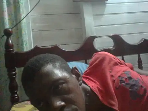 Snapshot of PELOVER chatting on 09-11-25, 06:24 PELOVER online show from 09-11-25, 06:24