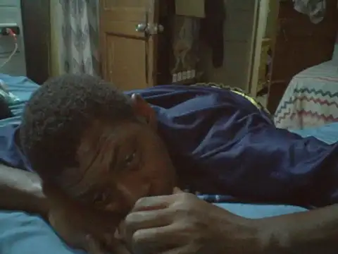 Snapshot of PELOVER chatting on 10-08-25, 10:18 PELOVER online show from 10-08-25, 10:18