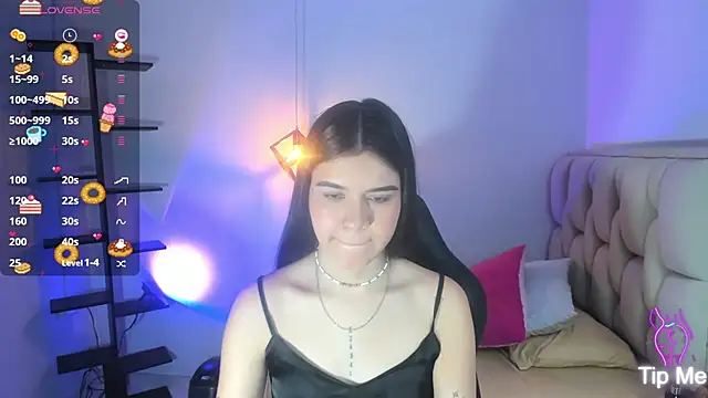 cassiehoward14 online show from 09-17-25, 06:53