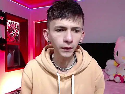 smallgiant27 online show from 02-12-26, 05:08