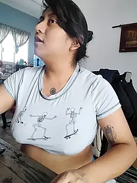 Snapshot of EmpaticBolillo chatting on 07-18-26, 03:38 EmpaticBolillo online show from 07-18-26, 03:38